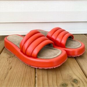 P448‎ Fergie Slip On Leather Platform Chunky Slides Sandals Orange Womens 40